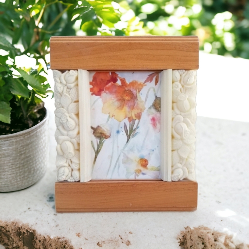 Natural Wood and Acrylic Roses 4 1/2 x 3" Photo Easel Back Picture Frame